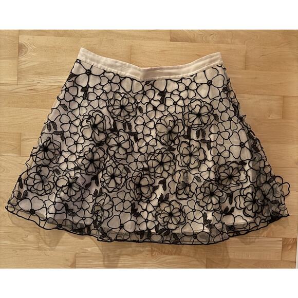 Club Monaco Lace Floral Blush Black Sheet Layered Mini Skirt 8 - Picture 1 of 2
